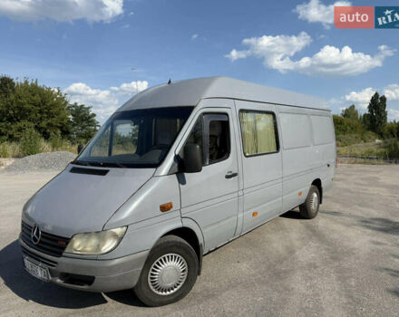 Серый Мерседес Sprinter, объемом двигателя 2.69 л и пробегом 450 тыс. км за 9500 $, фото 3 на Automoto.ua