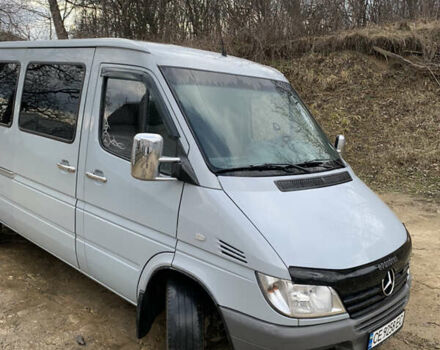 Серый Мерседес Sprinter, объемом двигателя 0 л и пробегом 294 тыс. км за 10800 $, фото 4 на Automoto.ua