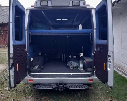 Серый Мерседес Sprinter, объемом двигателя 0 л и пробегом 320 тыс. км за 12500 $, фото 3 на Automoto.ua