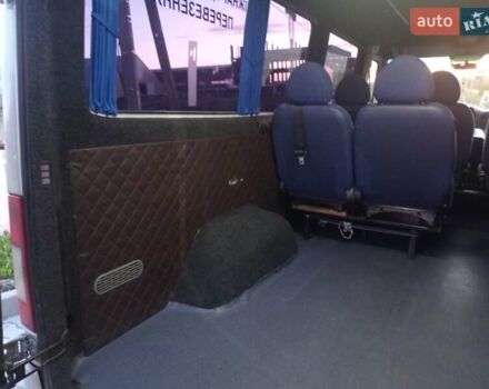 Серый Мерседес Sprinter, объемом двигателя 0 л и пробегом 246 тыс. км за 8000 $, фото 11 на Automoto.ua