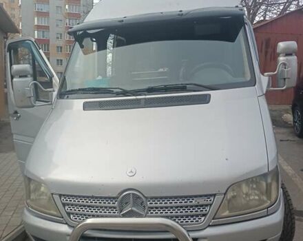 Серый Мерседес Sprinter, объемом двигателя 2.15 л и пробегом 500 тыс. км за 9100 $, фото 10 на Automoto.ua