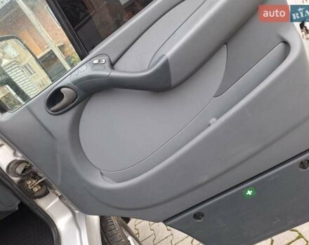 Серый Мерседес Sprinter, объемом двигателя 2.7 л и пробегом 850 тыс. км за 9500 $, фото 29 на Automoto.ua