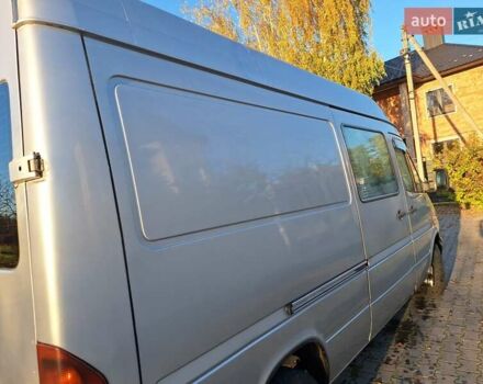 Серый Мерседес Sprinter, объемом двигателя 2.7 л и пробегом 850 тыс. км за 6500 $, фото 13 на Automoto.ua