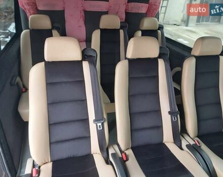 Серый Мерседес Sprinter, объемом двигателя 2.1 л и пробегом 700 тыс. км за 11000 $, фото 9 на Automoto.ua