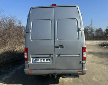 Серый Мерседес Sprinter, объемом двигателя 0 л и пробегом 900 тыс. км за 10999 $, фото 6 на Automoto.ua