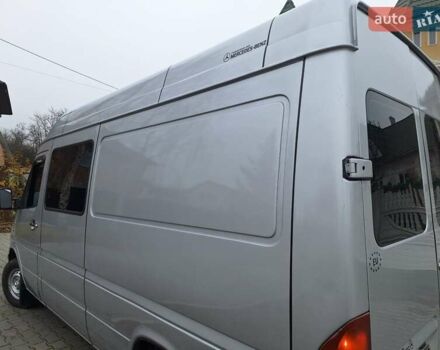 Серый Мерседес Sprinter, объемом двигателя 2.7 л и пробегом 850 тыс. км за 9500 $, фото 7 на Automoto.ua
