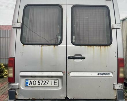 Серый Мерседес Sprinter, объемом двигателя 2.69 л и пробегом 700 тыс. км за 4950 $, фото 5 на Automoto.ua