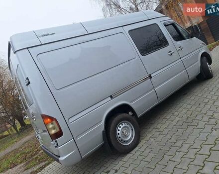 Серый Мерседес Sprinter, объемом двигателя 2.7 л и пробегом 850 тыс. км за 9500 $, фото 10 на Automoto.ua