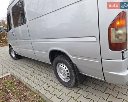 Серый Мерседес Sprinter, объемом двигателя 2.7 л и пробегом 850 тыс. км за 9500 $, фото 8 на Automoto.ua