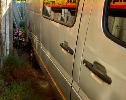 Сірий Мерседес Sprinter, об'ємом двигуна 2.1 л та пробігом 500 тис. км за 8300 $, фото 6 на Automoto.ua