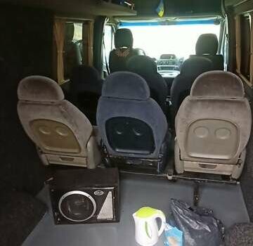 Серый Мерседес Sprinter, объемом двигателя 2.2 л и пробегом 470 тыс. км за 8500 $, фото 7 на Automoto.ua