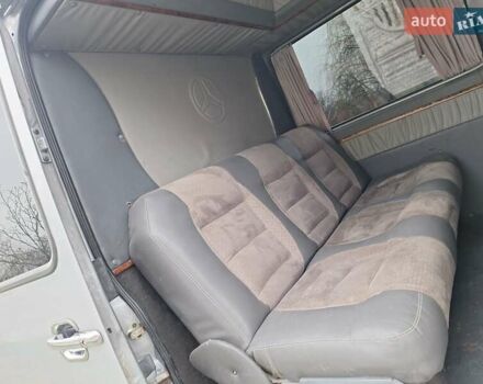 Серый Мерседес Sprinter, объемом двигателя 2.7 л и пробегом 850 тыс. км за 9500 $, фото 23 на Automoto.ua