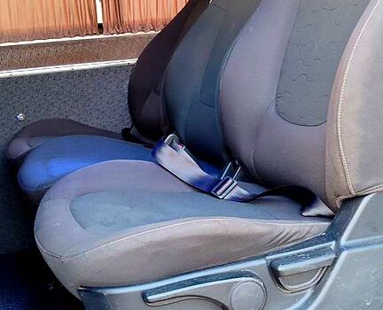 Сірий Мерседес Sprinter, об'ємом двигуна 2.1 л та пробігом 0 тис. км за 7500 $, фото 4 на Automoto.ua