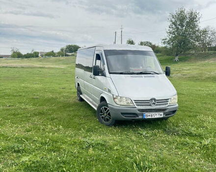 Серый Мерседес Sprinter, объемом двигателя 0 л и пробегом 600 тыс. км за 9000 $, фото 6 на Automoto.ua