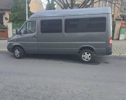 Серый Мерседес Sprinter, объемом двигателя 2.7 л и пробегом 131 тыс. км за 10000 $, фото 2 на Automoto.ua