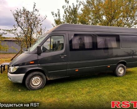 Серый Мерседес Sprinter, объемом двигателя 2.1 л и пробегом 623 тыс. км за 8500 $, фото 2 на Automoto.ua