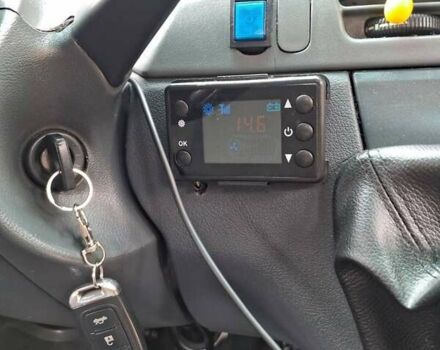 Мерседес Sprinter 2005 у Рогатине на Automoto.ua Сірий Мерседес Sprinter, об'ємом двигуна 2.2 л та пробігом 400 тис. км за 7200 $, фото 16 на Automoto.ua