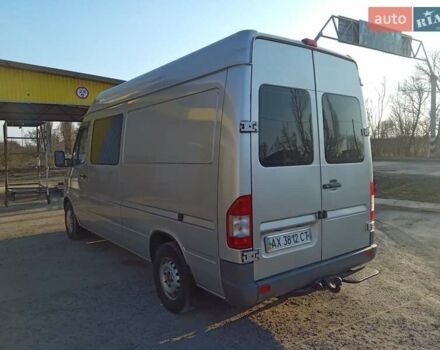 Серый Мерседес Sprinter, объемом двигателя 2.1 л и пробегом 250 тыс. км за 11000 $, фото 2 на Automoto.ua
