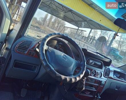 Серый Мерседес Sprinter, объемом двигателя 2.1 л и пробегом 250 тыс. км за 11000 $, фото 6 на Automoto.ua
