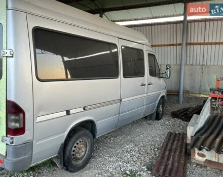 Серый Мерседес Sprinter, объемом двигателя 0 л и пробегом 340 тыс. км за 8000 $, фото 1 на Automoto.ua