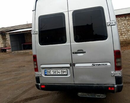 Серый Мерседес Sprinter, объемом двигателя 2.1 л и пробегом 370 тыс. км за 10600 $, фото 1 на Automoto.ua