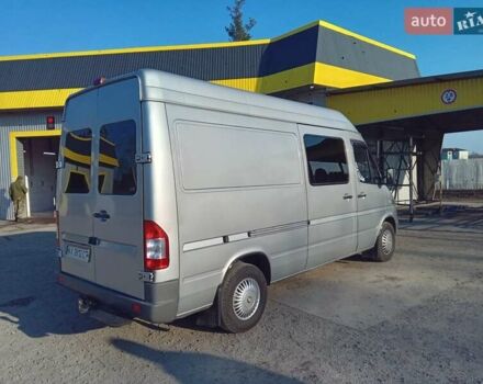 Серый Мерседес Sprinter, объемом двигателя 2.1 л и пробегом 250 тыс. км за 11000 $, фото 3 на Automoto.ua