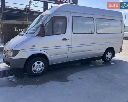 Серый Мерседес Sprinter, объемом двигателя 0 л и пробегом 520 тыс. км за 11300 $, фото 3 на Automoto.ua