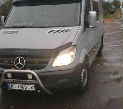 Мерседес Sprinter 2006 в Рожнятове на Automoto.ua Серый Мерседес Sprinter, объемом двигателя 2.2 л и пробегом 516 тыс. км за 9300 $, фото 1 на Automoto.ua