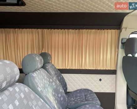 Серый Мерседес Sprinter, объемом двигателя 2.19 л и пробегом 300 тыс. км за 8900 $, фото 9 на Automoto.ua