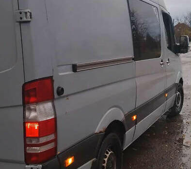 Мерседес Sprinter 2006 в Рожнятове на Automoto.ua Серый Мерседес Sprinter, объемом двигателя 2.2 л и пробегом 516 тыс. км за 9300 $, фото 7 на Automoto.ua