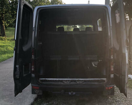 Серый Мерседес Sprinter, объемом двигателя 2.15 л и пробегом 452 тыс. км за 9250 $, фото 5 на Automoto.ua