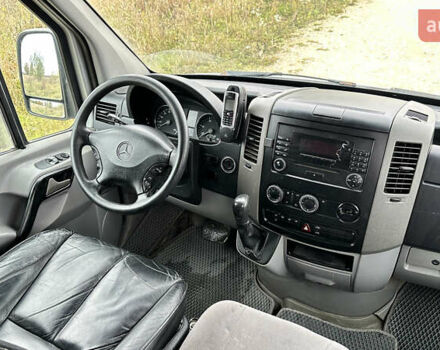 Серый Мерседес Sprinter, объемом двигателя 2.99 л и пробегом 600 тыс. км за 9900 $, фото 37 на Automoto.ua