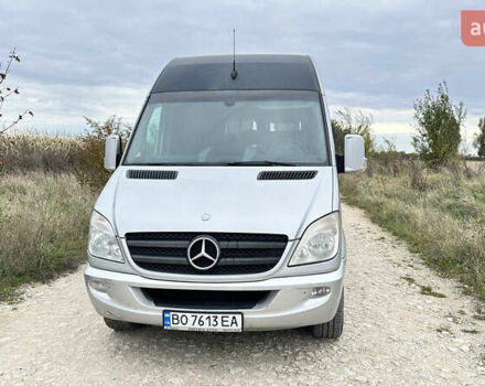 Серый Мерседес Sprinter, объемом двигателя 2.99 л и пробегом 600 тыс. км за 9900 $, фото 7 на Automoto.ua