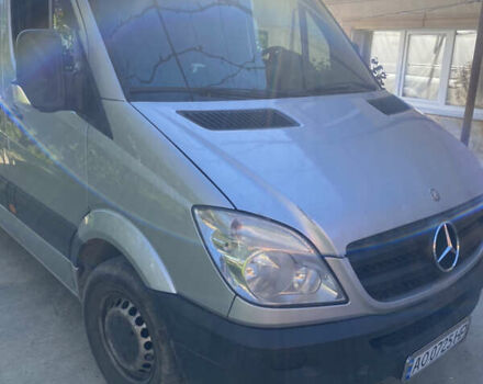 Серый Мерседес Sprinter, объемом двигателя 2.3 л и пробегом 500 тыс. км за 12000 $, фото 7 на Automoto.ua