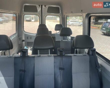 Сірий Мерседес Sprinter, об'ємом двигуна 0 л та пробігом 800 тис. км за 11000 $, фото 6 на Automoto.ua