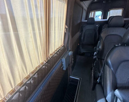 Серый Мерседес Sprinter, объемом двигателя 2.15 л и пробегом 376 тыс. км за 18500 $, фото 12 на Automoto.ua