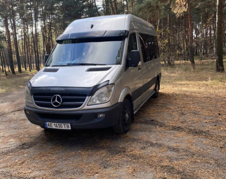 Сірий Мерседес Sprinter, об'ємом двигуна 2.15 л та пробігом 703 тис. км за 14000 $, фото 5 на Automoto.ua