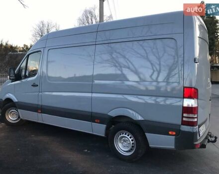 Серый Мерседес Sprinter, объемом двигателя 2.2 л и пробегом 400 тыс. км за 12900 $, фото 2 на Automoto.ua