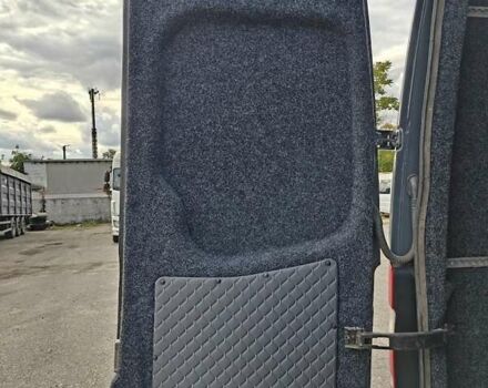 Серый Мерседес Sprinter, объемом двигателя 2.1 л и пробегом 500 тыс. км за 13900 $, фото 10 на Automoto.ua