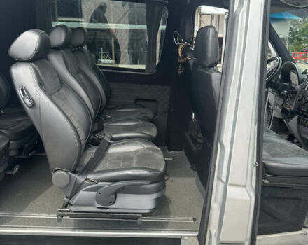 Серый Мерседес Sprinter, объемом двигателя 2.99 л и пробегом 425 тыс. км за 18700 $, фото 6 на Automoto.ua