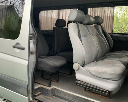 Серый Мерседес Sprinter, объемом двигателя 2.2 л и пробегом 850 тыс. км за 9000 $, фото 10 на Automoto.ua