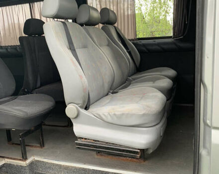 Серый Мерседес Sprinter, объемом двигателя 2.2 л и пробегом 850 тыс. км за 9000 $, фото 13 на Automoto.ua