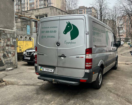Серый Мерседес Sprinter, объемом двигателя 2.2 л и пробегом 371 тыс. км за 11500 $, фото 4 на Automoto.ua