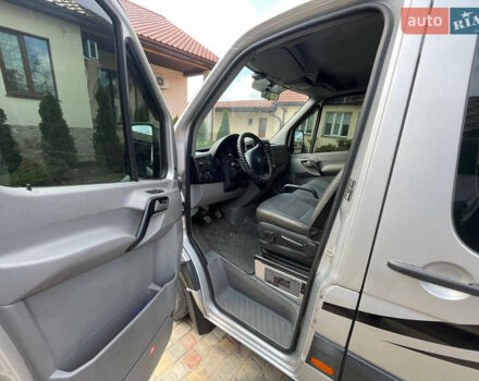 Сірий Мерседес Sprinter, об'ємом двигуна 2.15 л та пробігом 250 тис. км за 14000 $, фото 5 на Automoto.ua