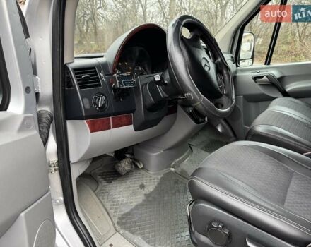 Сірий Мерседес Sprinter, об'ємом двигуна 3.22 л та пробігом 290 тис. км за 14820 $, фото 19 на Automoto.ua