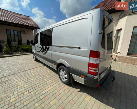 Сірий Мерседес Sprinter, об'ємом двигуна 2.15 л та пробігом 250 тис. км за 14000 $, фото 2 на Automoto.ua