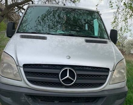 Серый Мерседес Sprinter, объемом двигателя 2.2 л и пробегом 850 тыс. км за 9000 $, фото 5 на Automoto.ua