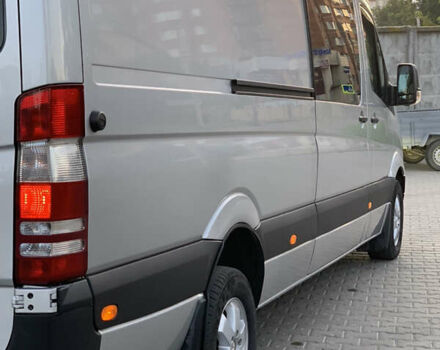 Серый Мерседес Sprinter, объемом двигателя 2.99 л и пробегом 860 тыс. км за 19500 $, фото 6 на Automoto.ua
