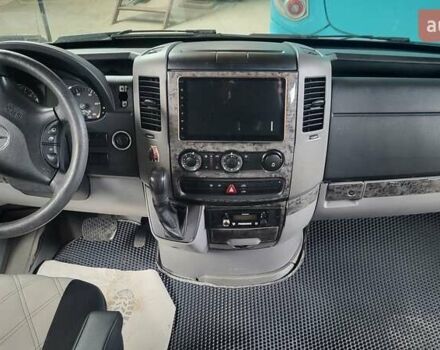 Серый Мерседес Sprinter, объемом двигателя 3 л и пробегом 830 тыс. км за 18500 $, фото 16 на Automoto.ua