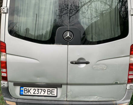 Серый Мерседес Sprinter, объемом двигателя 2.2 л и пробегом 850 тыс. км за 9000 $, фото 6 на Automoto.ua